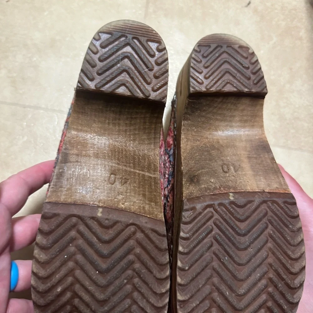 Sanita mules wooden with beautiful embroidered tops. Size 40, or 10. - Picture 5 of 5